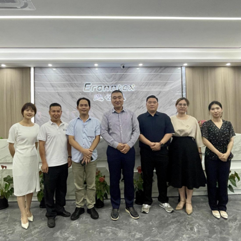 热烈欢迎韩国客户莅临草莓视频官方网站下载实地考察，共商合作大计！